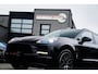 Porsche Macan 2.0 | Sport Chrono | Origineel NL | Panorama | Full option | Lane Assist | Sportstoelen| Luchtvering