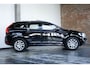 Volvo XC60 T5 Automaat FWD Polar+ | Dealeronderhouden | 2de eigenaar | Lederen bekleding | Panoramadak | Parkeerverwarming | Electrische bedienbare stoelen | Parkeersensoren voor + achter | High performance audio | Parkeercamera | Volvo on Call