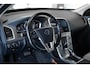 Volvo XC60 T5 Automaat FWD Polar+ | Dealeronderhouden | 2de eigenaar | Lederen bekleding | Panoramadak | Parkeerverwarming | Electrische bedienbare stoelen | Parkeersensoren voor + achter | High performance audio | Parkeercamera | Volvo on Call