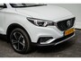 MG ZS MG EV Luxury 45 kWh Panoramadak/ Leer/ Stoelverwarming/ Adapt. cruise/ Camera/ Carplay