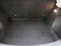 MG ZS MG EV EV Standard Range Luxury 50 kWh | Navi | Leder | Panoramadak | 360 Camera | Led Koplampen | Apple CarPlay | 19 inch Velgen | Geblindeerde achterruiten | Black Pack