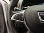 Dacia Spring Comfort Plus 27 kWh | DC Lader max 30 kW | Haaievin antenne | Airco | Navigatie | Sensoren v+a en achteruitrijcamera | extra getinte ruiten | Metaalkleur |