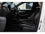 Volvo XC40 T5 Automaat Recharge R-Design | Premium Audio by Harman en Kardon|Interieur Voorverwarming| Electrisch bedienbare Voorstoelen|Semi electrische Trekhaak| Adaptieve Cruise Control| Blind spot | Verwarmbare Voorstoelen.