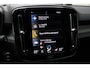 Volvo XC40 T5 Automaat Recharge R-Design | Premium Audio by Harman en Kardon|Interieur Voorverwarming| Electrisch bedienbare Voorstoelen|Semi electrische Trekhaak| Adaptieve Cruise Control| Blind spot | Verwarmbare Voorstoelen.