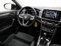 Volkswagen T-Roc 1.5 TSI 150 pk DSG Style | LED koplampen | Stoelverwarming | ErgoActive bestuurdersstoel | Afn. Trekhaak | Carplay | Adaptive Cruise | Park assist | 17 inch