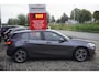 BMW 1-Serie 118i Executive Edition / Stoelverwarming / Intrieurverlichting / Parkeercamera / Carplay / Cruise