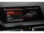 BMW 1-Serie 118i Executive Edition / Stoelverwarming / Intrieurverlichting / Parkeercamera / Carplay / Cruise