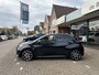 Toyota Yaris 1.5 Hybrid Executive met Premium Pack / 1e eigenaar / geen import / Panoramadak / Navigatie / Stoel- en stuurverwarming / Parkeersensoren voor en achter / 1e eigenaar, dealeronderhouden / Toyota Garantie / Rijklaarprijs met Toyota Pechhulppas