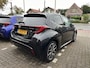 Toyota Yaris 1.5 Hybrid Executive Panoramadak / Navigatie / Stoel- en stuurverwarming / Parkeersensoren voor en achter / 1e eigenaar, dealeronderhouden / Toyota Garantie