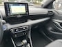 Toyota Yaris 1.5 Hybrid Executive Panoramadak / Navigatie / Stoel- en stuurverwarming / Parkeersensoren voor en achter / 1e eigenaar, dealeronderhouden / Toyota Garantie