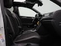 Volkswagen T-Roc 1.5 TSI 150 pk DSG Sport Business R / R-Line | Panoramadak | Trekhaak | Stuur-/stoelverwarming | Achteruitrijcamera