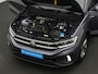 Volkswagen T-Roc Cabrio 1.5 TSI 150 pk DSG R-Line | Trekhaak | Stuur-/stoelverwarming | Navigatie | Parkeersensoren voor/achter