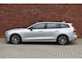 Volvo V60 T6 350PK Plug-in hybrid AWD Plus Dark | Harman/Kardon | Trekhaak | 360 Camera |