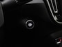 Volvo XC40 B4 211pk Automaat Business Pro / Panoramadak / El. Trekhaak / Verw. Voorruit / ACC / BLIS / Stoel + Stuurw. Verwarming / DAB / Lane Keeping Aid / Keyless / Noodreservewiel /