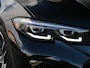 BMW 3-Serie 318i Business Edition Plus 157 Pk Automaat Navigatie / DAB / Leer / M-pakket / Camera