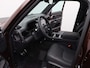 Land Rover Defender 110 2.0 P300e 110 Sedona Edition | Panoramisch schuifdak | Alcantara hemel | Elek. trekhaak | 22'' wielen |