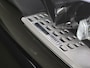 Mercedes-Benz C-klasse 200 Launch Edition AMG Line | Panoramadak | Digital Light | Night | Memory | Keyless | Sfeerverlichting | Burmester |