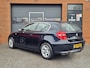 BMW 1-Serie 116i Business Line Trekhaak Bluetooth 16"