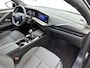 Opel Astra GS 130 pk | Navigatie | Rondomzicht Camera | Parkeersensoren Voor en Achter | Verwarmde Sportstoelen | LED Dagrijverlichting | Keyless Entry/Start | Climate Control | Adaptieve Cruise Control | 17" Lichtmetalen Velgen | Apple Carplay/Android Auto |