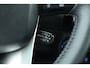Toyota Hilux 2.4 D-4D Double Cab Challenger | "VAN" | Automaat | Grijs kent. | Trekhaak | Camera | Adapt. Cruise | Apple CarPlay