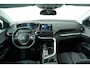 Peugeot 3008 1.6 180pk Blue Lease Premium Automaat | Trekhaak | 1500kg Trekgewicht | Parkeer Camera V+A | Adaptieve Cruise Control | Elektrische Kofferklep | Stoelverwarming |
