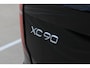 Volvo XC90 T8 Plug-in hybrid AWD Ultra Bright | Verwarmbare voorstoelen | Ventileerbare voorstoelen | Massagefunctie voorstoelen | Verwarmbaar stuurwiel | Verwarmbare achterbank | Premium Audio by Bowers & Wilkins | Luchtvering | Panoramadak | Rondom zichtcamera | 21 inch Lichtmetalen velgen | Semi elektrische trekhaak