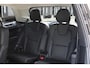 Volvo XC90 T8 Plug-in hybrid AWD Ultra Bright | Verwarmbare voorstoelen | Ventileerbare voorstoelen | Massagefunctie voorstoelen | Verwarmbaar stuurwiel | Verwarmbare achterbank | Premium Audio by Bowers & Wilkins | Luchtvering | Panoramadak | Rondom zichtcamera | 21 inch Lichtmetalen velgen | Semi elektrische trekhaak