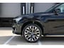 Volvo XC90 T8 Plug-in hybrid AWD Ultra Bright | Semi elektrische trekhaak | Panoramadak | Luchtvering | Verwarmbare voorstoelen | Ventileerbare voorstoelen | Massagefunctie voorstoelen | Verwarmbaar stuurwiel | Verwarmbare achterbank | Premium Audio by Bowers & Wilkins | Rondom zichtcamera | 21 inch Lichtmetalen velgen |