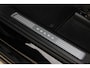 Volvo XC90 T8 Plug-in hybrid AWD Ultra Bright | Verwarmbare voorstoelen | Ventileerbare voorstoelen | Massagefunctie voorstoelen | Verwarmbaar stuurwiel | Verwarmbare achterbank | Premium Audio by Bowers & Wilkins | Luchtvering | Panoramadak | Rondom zichtcamera | 21 inch Lichtmetalen velgen | Semi elektrische trekhaak