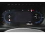 Volvo XC90 T8 Plug-in hybrid AWD Ultra Bright | Verwarmbare voorstoelen | Ventileerbare voorstoelen | Massagefunctie voorstoelen | Verwarmbaar stuurwiel | Verwarmbare achterbank | Premium Audio by Bowers & Wilkins | Luchtvering | Panoramadak | Rondom zichtcamera | 21 inch Lichtmetalen velgen | Semi elektrische trekhaak