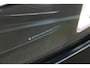 Volvo XC90 T8 Plug-in hybrid AWD Ultra Bright | Verwarmbare voorstoelen | Ventileerbare voorstoelen | Massagefunctie voorstoelen | Verwarmbaar stuurwiel | Verwarmbare achterbank | Premium Audio by Bowers & Wilkins | Luchtvering | Panoramadak | Rondom zichtcamera | 21 inch Lichtmetalen velgen | Semi elektrische trekhaak