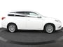 Mitsubishi Outlander 2.4 PHEV Intense+ | Navigatie | 360 Camera | Leer / Alcantara | Schuifdak | Stoel- en stuurwielverwarming |