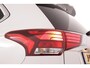 Mitsubishi Outlander 2.4 PHEV Intense+ | Navigatie | 360 Camera | Leer / Alcantara | Schuifdak | Stoel- en stuurwielverwarming |