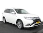 Mitsubishi Outlander 2.4 PHEV Intense+ | Navigatie | 360 Camera | Leer / Alcantara | Schuifdak | Stoel- en stuurwielverwarming |