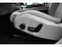 Volvo XC90 T8 AWD AUT8 Ultra Dark | Verwarmbare voorstoelen | Verwarmbaar stuurwiel | Massagefunctie voorstoelen | Ventileerbare voorstoelen | Verwarmbare achterbank | Premium audio by Bowers & Wilkins | Luchtvering | Panoramadak | Rondom zichtcamera | 21" Lichtmetalen velgen