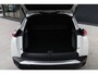 Peugeot e-2008 EV GT 50 kWh - Stoelverwarming - Camera - Pano - Navi - Adaptive Cruise - Blind Spot - Rijklaar
