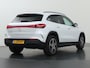 Mercedes-Benz EQA 250 Business Solution AMG 67 kWh | Night | Panoramadak | Stoelverwarming | Sfeerverlichting | Achteruitrijcamera |
