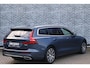 Volvo V60 2.0 T8 Twin Engine AWD Inscription | Panoramadak | Lederen bekleding | Stoel- en stuurwielverwarming | Head-up display | Keyless | Achteruitrijcamera | Parkeersensoren voor + achter | Getint glas |