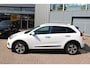 Kia e-Niro ExecutiveLine 64 kWh l Leder l Navigatie | Camera | Ad. Cruise | Carplay | Stoelverwarm./vent. | Memoryseat | JBL | PDC V+A | LMV 17 inch
