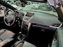 Peugeot 207 CC 1.6 VTi Griffe 120PK + NAP|OH historie|Navigatie|Leder|PDC|Climate control|Cruise|17"LMV|Rijklaarprijs
