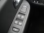 Renault Clio TCe 90 Limited - RIJKLAARPRIJS - Cruise Control - Lichtmetalen velgen - DAB - Navigatie