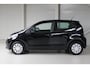 Volkswagen Up! 1.0 BMT move up! Airco | Radio | Centrale vergrendeling