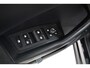 Volkswagen T-Roc 1.0 TSI Style Business Navigatie | Achteruitrijcamera | 17" Velgen | Stoelverwarming