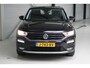 Volkswagen T-Roc 1.0 TSI Style Business Navigatie | Achteruitrijcamera | 17" Velgen | Stoelverwarming