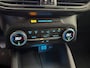 Ford Focus 1.0 EcoBoost Hybrid ST Line X Business Camera | Dode hoek | Lichtmetaal Getint glas | Navigatie | Airco | Bluetooth | | Achteruitrijcamera | Airco | Apple Carplay/Android Auto|telefoonintegratie premium