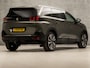 Peugeot 5008 1.2 PureTech Deluxe 7 Persoons Automaat (PANORAMADAK, APPLE CARPLAY, MEMORY SEATS, LEDER, STOELVERWARMING, 360 CAMERA, SPORTSTOELEN, LED KOPLAMPEN, GETINT GLAS, TREKHAAK, NIEUWSTAAT)