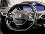 Peugeot 5008 1.2 PureTech Sport 7 Persoons (APPLE CARPLAY, GROOT NAVI, 360 CAMERA, LEDER, GETINT GLAS, SPORTSTOELEN, CRUISE, DAB+, PARKEERSENSOREN, LANE ASSIST, NIEUWSTAAT)