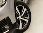 Peugeot 5008 1.2 PureTech Sport 7 Persoons (APPLE CARPLAY, GROOT NAVI, 360 CAMERA, LEDER, GETINT GLAS, SPORTSTOELEN, CRUISE, DAB+, PARKEERSENSOREN, LANE ASSIST, NIEUWSTAAT)