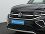Volkswagen T-Cross 1.0 TSI 115 pk DSG R-Line Edition | IQ Light | Sportstoelen | Parkeersensoren voor/achter | Stoelverwarming | Carplay | 17 inch