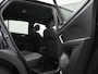 Volkswagen T-Cross 1.0 TSI 115 pk DSG R-Line Edition | IQ Light | Sportstoelen | Parkeersensoren voor/achter | Stoelverwarming | Carplay | 17 inch